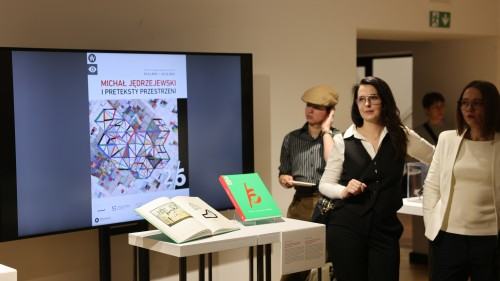 Wystawa pracowników AWWiS w Łodzi