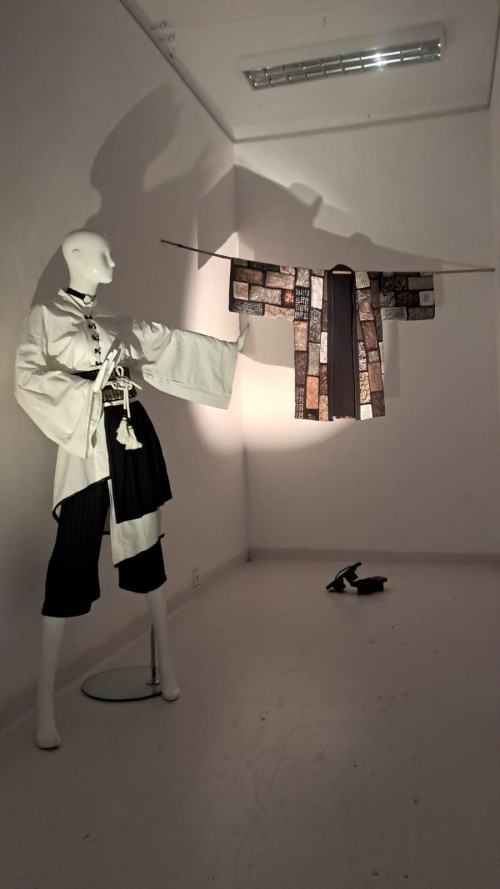 A_Z ja - ubiór jako nośnik tradycji, komunikat wizualny i wyraz twórczej ekspresji A_Z ja - ubiór jako nośnik tradycji, komunikat wizualny i wyraz twórczej ekspresji