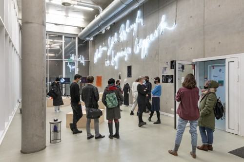 LeftRight-Hand LeftRight-Hand