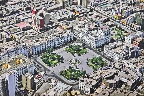 Widok placu San Martín z lotu ptaka, 2015, fot. E. Merino-Reyna [za:] Hamann J., Leguía, el Centenario y sus monumentos. Lima 1919-1930, Lima 2015