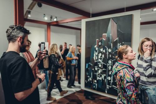 Shinchintaisha. Procesy nietrwałości Shinchintaisha. Procesy nietrwałości