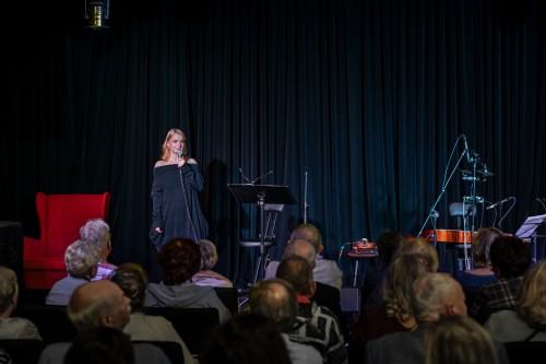 Olena Matoshniuk MoRze?