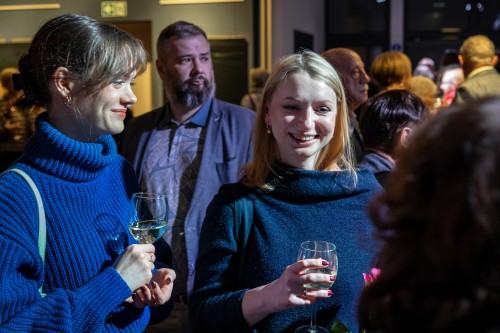 Olena Matoshniuk MoRze?