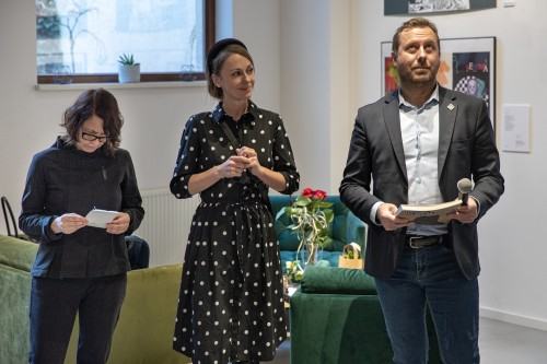 Wesoła ale nie za bardzo_wernisaż_Sztuka na miejscu