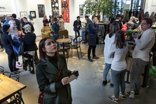 Wesoła ale nie za bardzo_wernisaż_Sztuka na miejscu