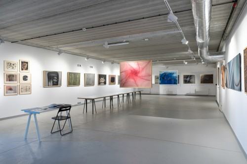 Konrad Jarodzki - Happy The End