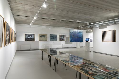 Konrad Jarodzki - Happy The End