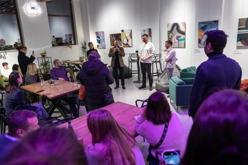 Fotorelacja z wystawy Paweł Karpiński, No need to go further