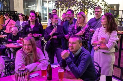 Fotorelacja z wystawy Paweł Karpiński, No need to go further