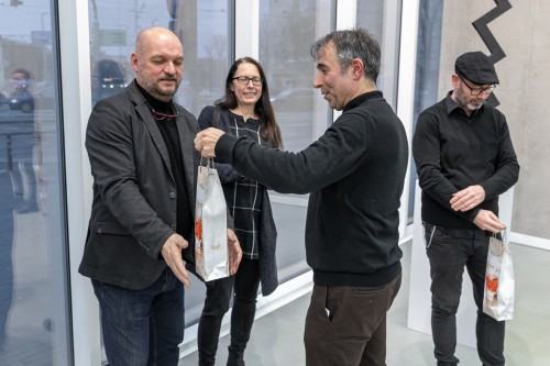 Fotorelacja z wystawy SITES and ROOTS – MIEJSCA i KORZENIE Fotorelacja z wystawy SITES and ROOTS – MIEJSCA i KORZENIE