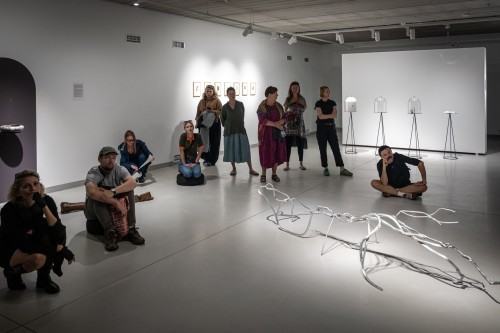 Ogród wojenny_oprowadzanie kuratorskie