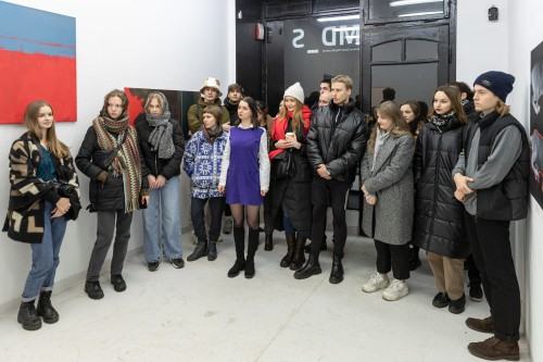 Otwarcie zbiorowej wystawy malarstwa studentów z Pracowni 205 Otwarcie zbiorowej wystawy malarstwa studentów z Pracowni 205