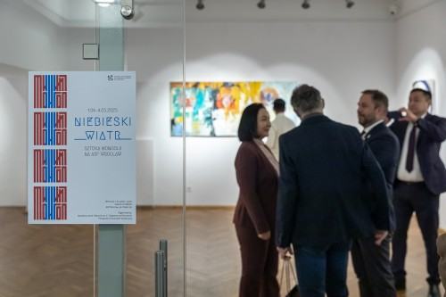 Niebieski wiatr_wernisaż Niebieski wiatr_wernisaż