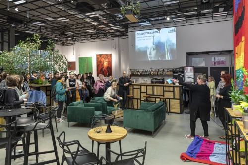 Równość_Różność_Sztuka na miejscu