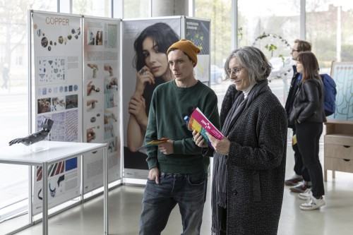 Równość_Różność_Hol CSU.CI