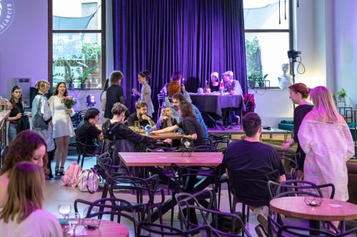 Kalina Radomska, Senne obecności