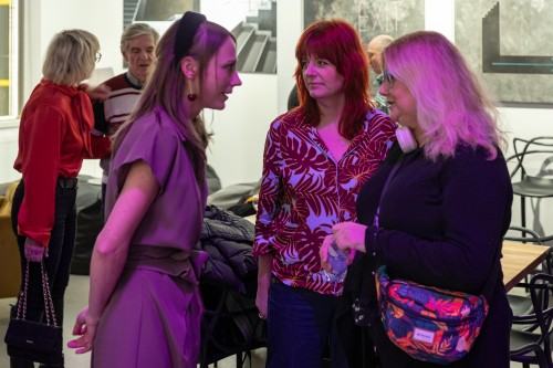 Sonia Ruciak, Przywilej obecności