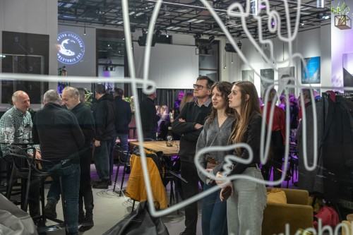 Sonia Ruciak, Przywilej obecności