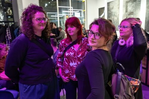 Sonia Ruciak, Przywilej obecności