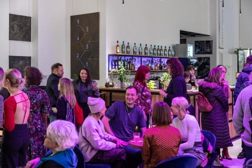 Sonia Ruciak, Przywilej obecności