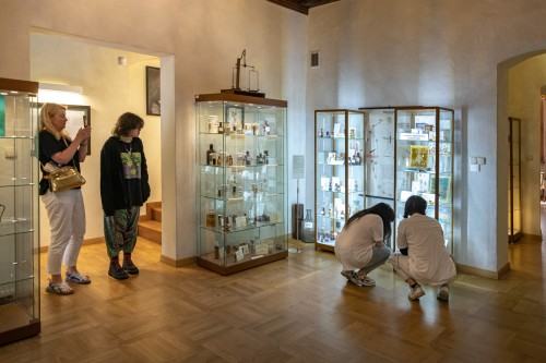 Iluminacja_oprowadzanie kuratorskie Iluminacja_oprowadzanie kuratorskie