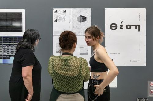 fotorelacja z wystawy θέση fotorelacja z wystawy θέση