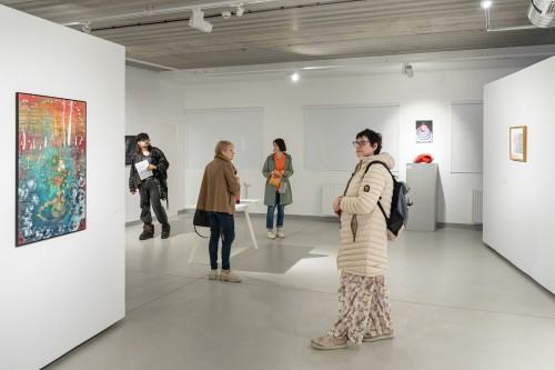 Wizja lokalna_oprowadzanie kuratorskie Wizja lokalna_oprowadzanie kuratorskie