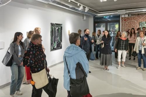 Wizja lokalna_oprowadzanie kuratorskie Wizja lokalna_oprowadzanie kuratorskie