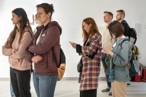 Wizja lokalna_oprowadzanie kuratorskie Wizja lokalna_oprowadzanie kuratorskie