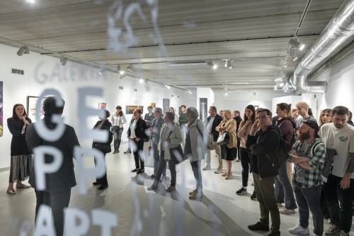 Wizja lokalna_oprowadzanie kuratorskie Wizja lokalna_oprowadzanie kuratorskie