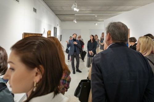 Wizja lokalna_oprowadzanie kuratorskie Wizja lokalna_oprowadzanie kuratorskie