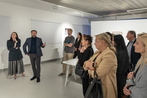 Wizja lokalna_oprowadzanie kuratorskie Wizja lokalna_oprowadzanie kuratorskie