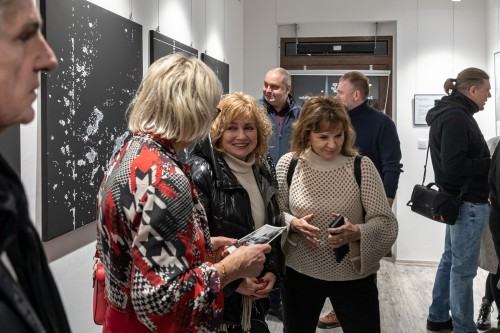 Marek Grzyb - Osad | Piotr Komorowski - Obrazy nieintencjonalne