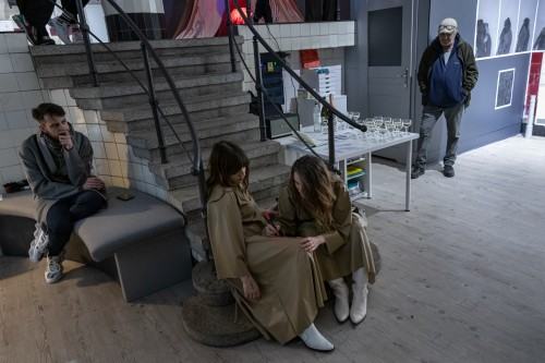 Wernisaż wystawy Grupy Łono pt. Namaszczę się popiołem i zatańczę nad stołem