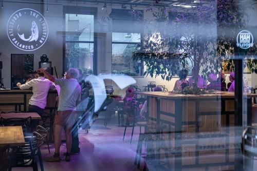 Otwarcie wystawy Jacka Dłużewskiego: MIEJSCA ZDARZEŃ