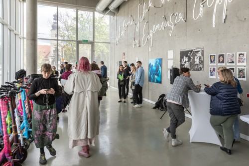 Hulaj art_wernisaż Hulaj art_wernisaż