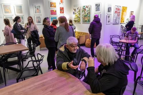 Otwarcie wystawy Magdaleny Wosik pt. Wierzę w wiersze, zdj. Michał Pietrzak