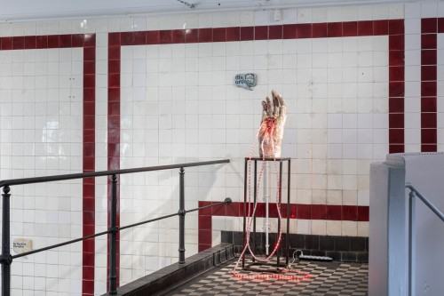 Małgorzata ET BER Warlikowska / Przetrwać Raj