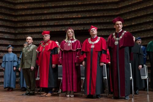 _mp_7960_0.jpg Uroczysta Promocja Doktorów i Doktorów Habilitowanych Sztuki Uczelni Artystycznych Wrocławia 2022