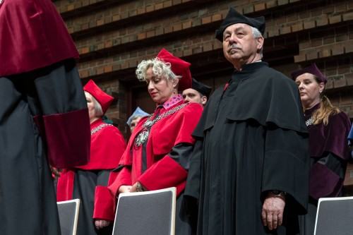 _mp_7969_0.jpg Uroczysta Promocja Doktorów i Doktorów Habilitowanych Sztuki Uczelni Artystycznych Wrocławia 2022