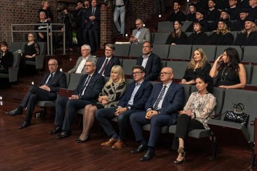 _mp_7994_0.jpg Uroczysta Promocja Doktorów i Doktorów Habilitowanych Sztuki Uczelni Artystycznych Wrocławia 2022