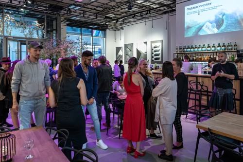 Otwarcie wystawy Soni Ruciak i Marceliny Groń pt. Miejsca związane w Galerii Sztuka na miejscu, zdj. Michał Pietrzak.