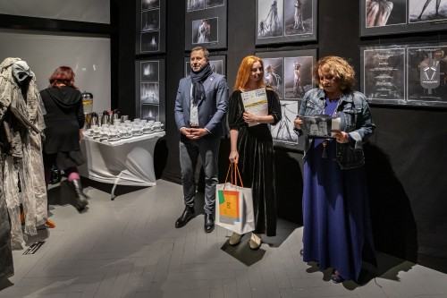 Najlepsze Dyplomy Scenografii