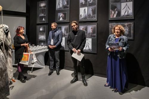 Najlepsze Dyplomy Scenografii