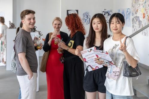 Wystawa uczestników Summer Art and Design School 2025