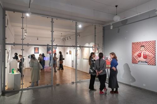 Równość Różność 2024_ Postument