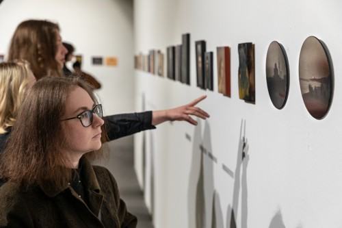 Olena Matoshniuk laureatką nagrody głównej 13. Triennale Małych Form Malarskich