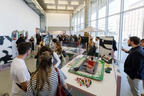 Stany wyjątkowe_Neon