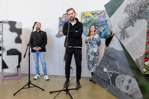 Stany wyjątkowe_Neon