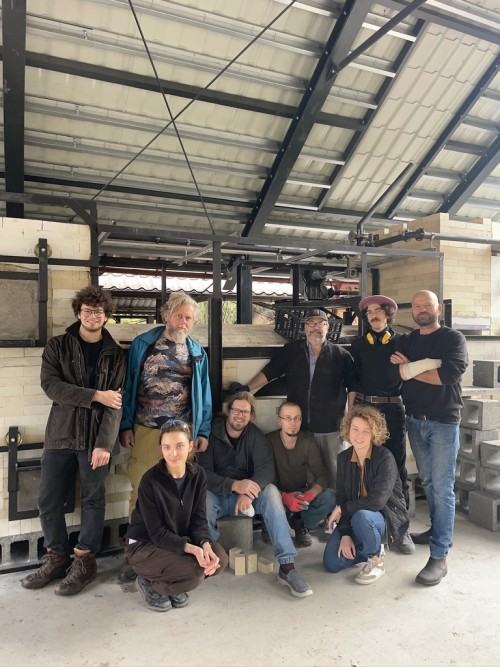 Wytworzenie prototypu specjalistycznego pieca do wypalania ceramiki z oprzyrządowaniem 